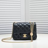 使い勝手良し シャネル 激安通販 Chanel 椿調節ボタンシリーズ ショルダーバック