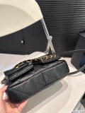 入手困難 シャネル 激安偽物 CHANEL チェーンバッグ