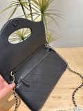 超奇跡の入荷☆  シャネルCHANEL 激安通販 折り畳みチェーンバッグ