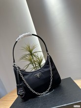 超奇跡の入荷☆ プラダ n級品 PRADA 洋風アイテム プラダ脇下バッグ