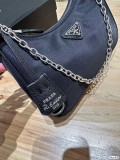 超奇跡の入荷☆ プラダ n級品 PRADA 洋風アイテム プラダ脇下バッグ