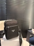 新作 プラダ n級品 PRADA ナイロンカメラバッグ