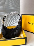 使い勝手良し フェンディ 偽物通販 編み半月バッグ脇下バッグ