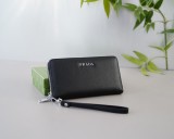 入手困難 プラダ 激安偽物 PRADA ハンドバッグ