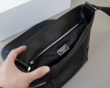一目惚れ♪ プラダ 激安偽物 PRADA クロスショルダーバッグ