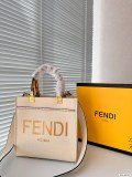 追跡付 フェンディ n級品 トットバッグ
