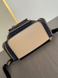 追跡付 プラダ 偽物通販 PRADA 2024最新デザインのプラダナイロン布と輸入子牛革リュック