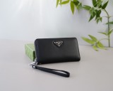一目惚れ♪ プラダ n級品 PRADA ハンドバッグ