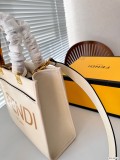 追跡付 フェンディ n級品 トットバッグ