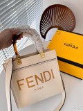 追跡付 フェンディ n級品 トットバッグ