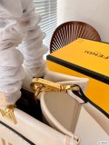 追跡付 フェンディ n級品 トットバッグ
