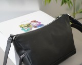入手困難 プラダ コピーおすすめ PRADA 斜め掛けショルダーバッグ