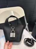 追跡付 バレンシアガ コピー Balenciaga のロックバッグ