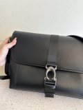 新作 コーチ コピーおすすめ ショルダーバッグ