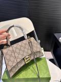 大人気 GucciグッチxBalenciagaバレンシアガ コラボ限定の砂時計バッグ