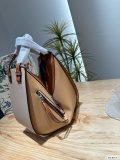 日本未入荷 ロエベ 激安偽物 ハンドバック