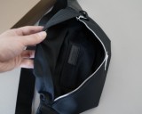 日本未入荷 バーバリー 激安通販 ショルダーバック