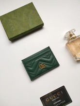 超奇跡の入荷☆ グッチ 偽物通販 短財布