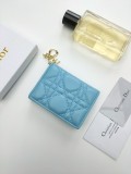 新作 ディオール コピーおすすめ 短財布
