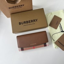 入手困難 バーバリー n級品 長財布