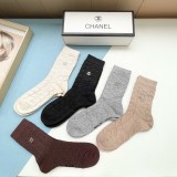 使い勝手良し シャネル コピーおすすめ 靴下って