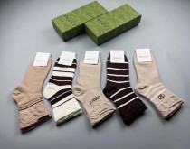 日本未入荷  グッチ 激安通販 靴下って