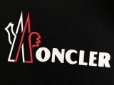高品質 モンクレール スーパーコピー ロゴフォームラウンドネック半袖Tシャツ