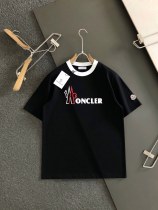 高品質 モンクレール スーパーコピー ロゴフォームラウンドネック半袖Tシャツ