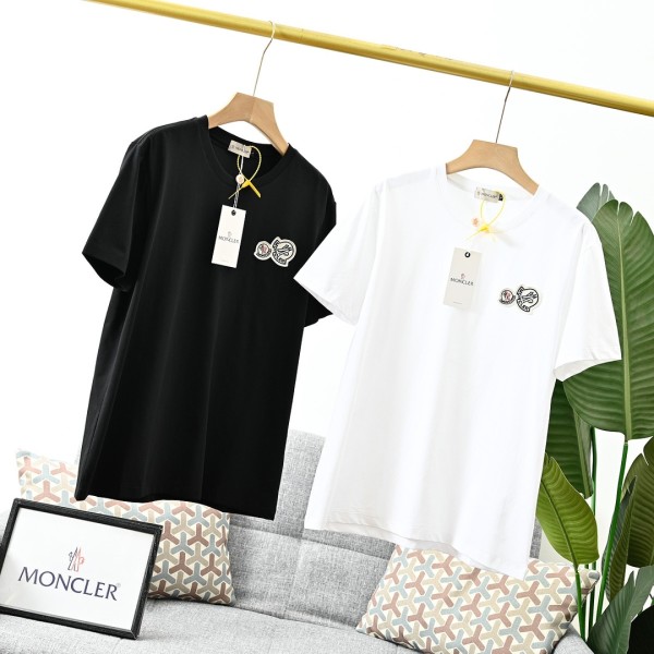 稀少 モンクレール コピーおすすめ メンズラウンドネック半袖Tシャツ2色