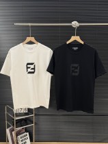 新作 フェンディ コピーおすすめ 24ss夏の胸ロゴLOGOプリントカップル半袖Tシャツ2色