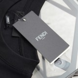 使い勝手良し フェンディ 激安偽物 イレギュラー FF フレームプリント カジュアル ラウンドネック 半袖 Tシャツ