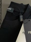 入手困難 フェンディ 激安通販 2024ss最新モデルレザーロゴフォームラウンドネック半袖Tシャツ