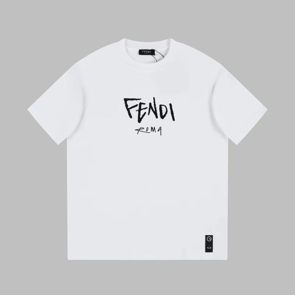 ★超人気 フェンディ 激安通販 の刺繍文字Tシャツ
