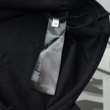 入手困難 バレンシアガ 偽物通販 インバーテッドナイトパイロン ラウンドネック半袖Tシャツ