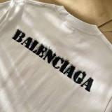 稀少 バレンシアガ スーパーコピー 2024春夏新作ファジーレタープリントクルーネックTシャツ2色