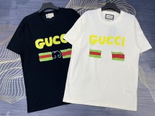 日本未入荷 グッチ n級品 2024春夏新作カラープリントラウンドネック半袖Tシャツ