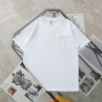 超話題! ロエベ コピーおすすめ 胸元エンボスロゴカジュアル丸首半袖Tシャツ