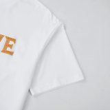 【話題商品！】ロエベ スーパーコピー の胸元に刺繍されたアルファベットTシャツ