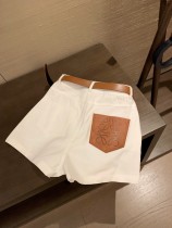 超話題! ロエベ n級品 重工革ブランドの白い半ズボン