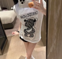 日本未入荷 ディオール スーパーコピーアルファベット立体小熊半袖