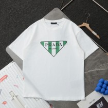 一目惚れ♪ プラダ コピー 胸元逆三角プリントロゴカジュアル丸首半袖Tシャツ