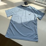 日本未入荷 ナイキ 激安通販 軽量通気速乾半袖Tシャツ3色