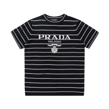 入手困難 プラダ コピーおすすめ ストライプ定番ロゴストライプ半袖Tシャツ