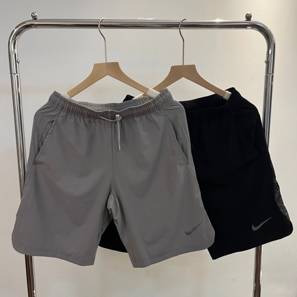 使い勝手良し ナイキ コピー 速乾ストレッチパンツ5分パンツ2色
