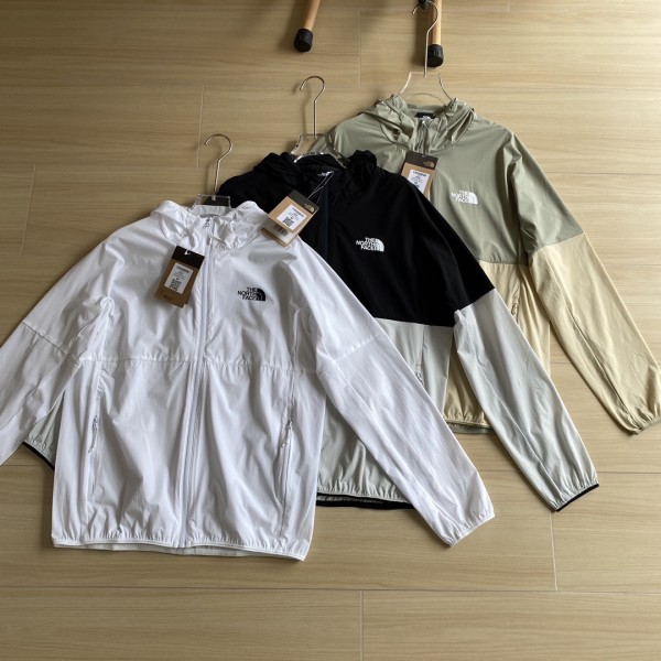 日本未入荷 ザノースフェイス 激安通販 三色継ぎ手肌通気性スキンウェア肌感連帽コーナー