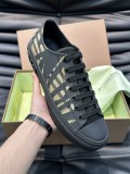 一目惚れ♪ バーバリー n級品 メンズの定番ローカットスニーカー