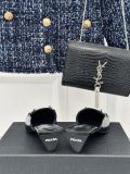 日本未入荷 プラダ スーパーコピー 三角スリッパ