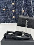 日本未入荷 プラダ スーパーコピー 三角スリッパ