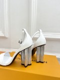 【限定】 ルイヴィトン n級品 メッキクリスタルドリルハイヒールサンダル