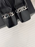 日本未入荷 プラダ スーパーコピー 三角スリッパ
